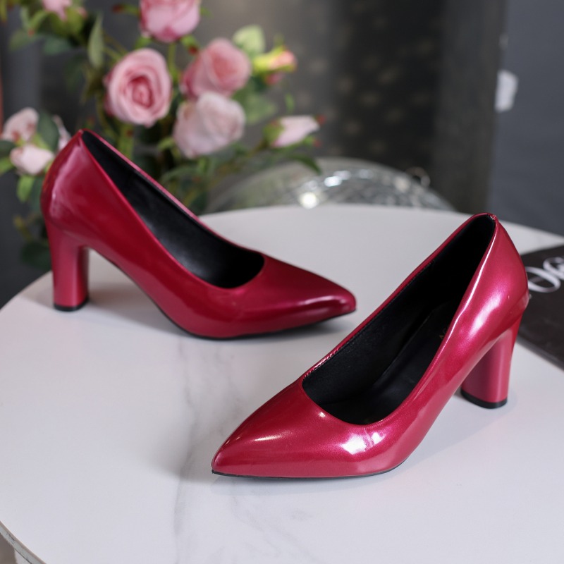 Plus Size Patent Leather Pump  - Pump Heel Block ulasan dan harga